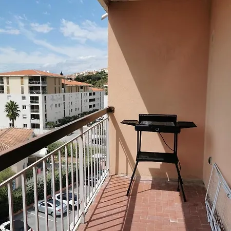 شقة Superbe Avec Terrasse Et Parking Prive *